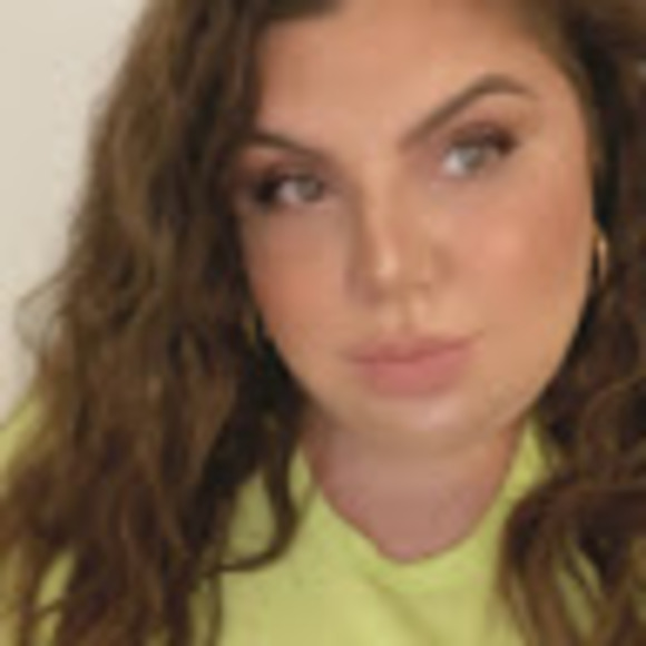 Meet your Posher, Dina - Picture 1 of 1